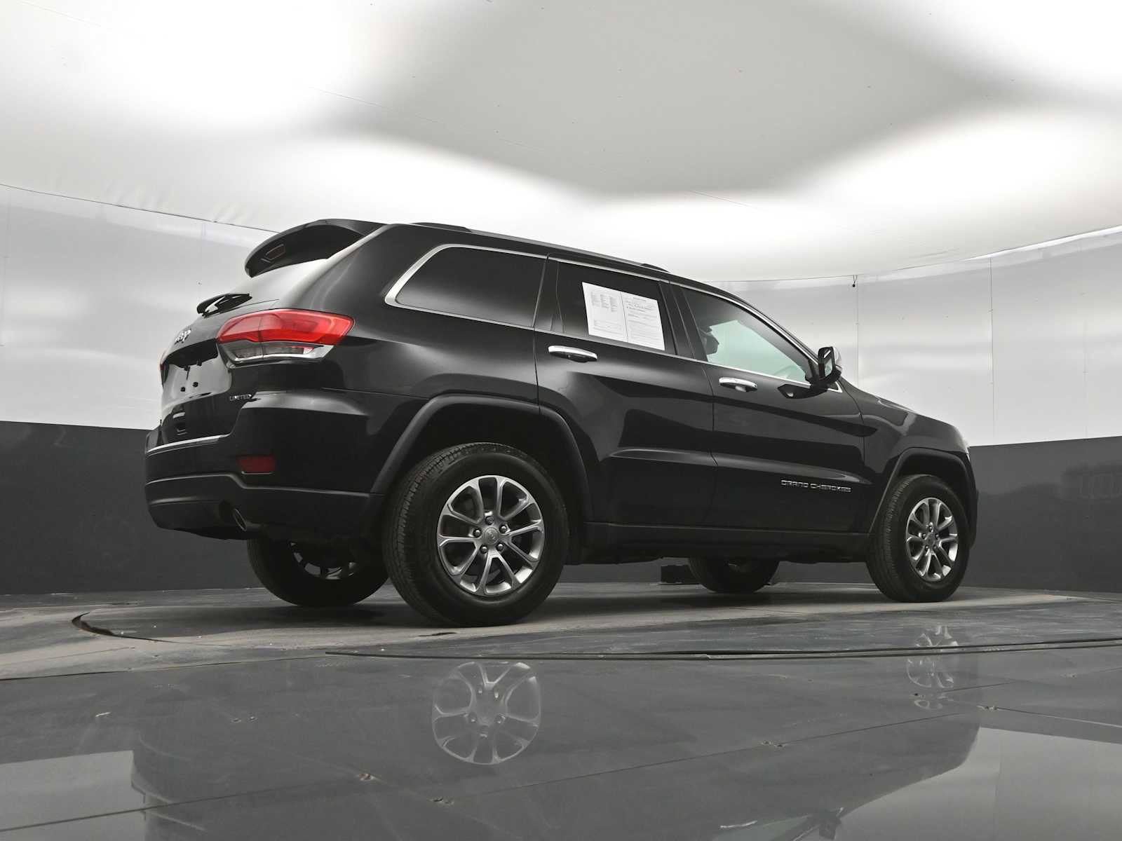 Used 2016 Jeep Grand Cherokee Limited AWD/4WD image 35