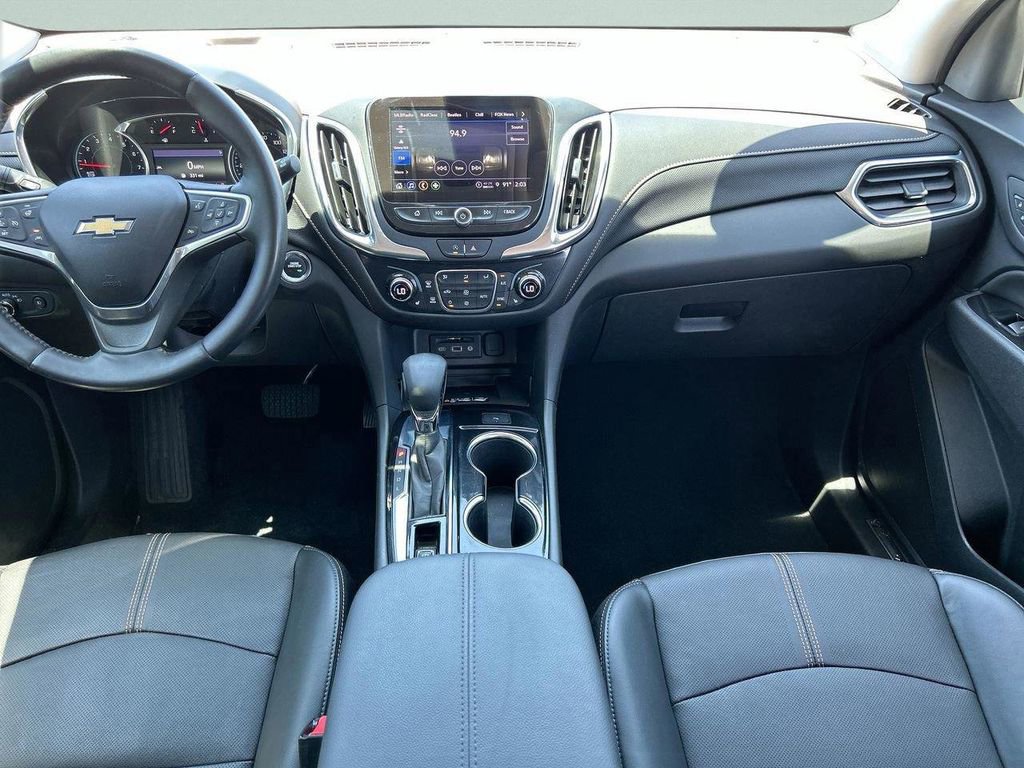 Used 2022 Chevrolet Equinox Premier FWD image 18