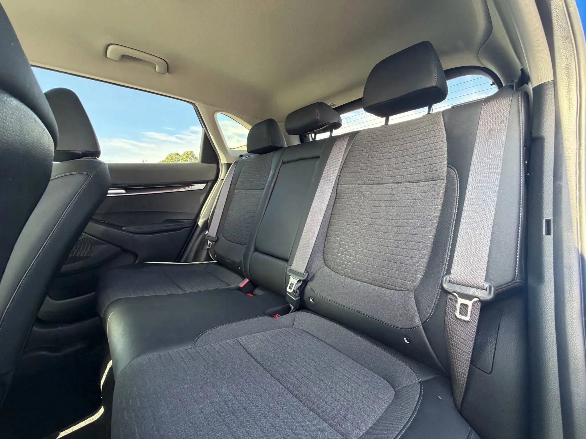 Used 2021 Kia Seltos S FWD image 27