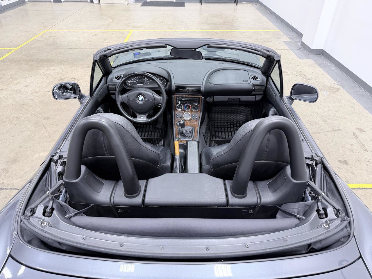 Used 2001 BMW Z3 2.5i RWD image 25