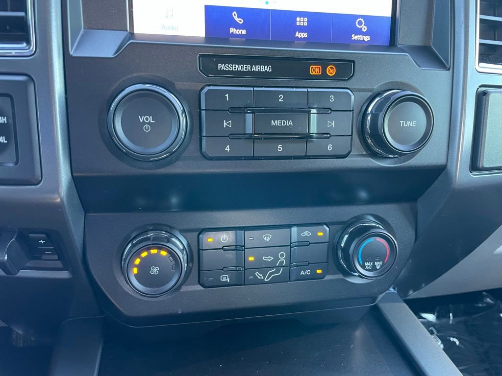 Used 2022 Ford F350 XLT w/ FX4 Off-Road Package AWD/4WD image 11