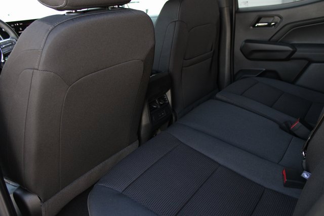 New 2025 GMC Canyon Elevation w/ Convenience Package image 32