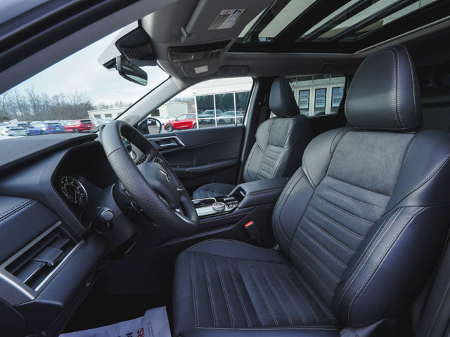 New 2026 Mitsubishi Outlander AWD image 34