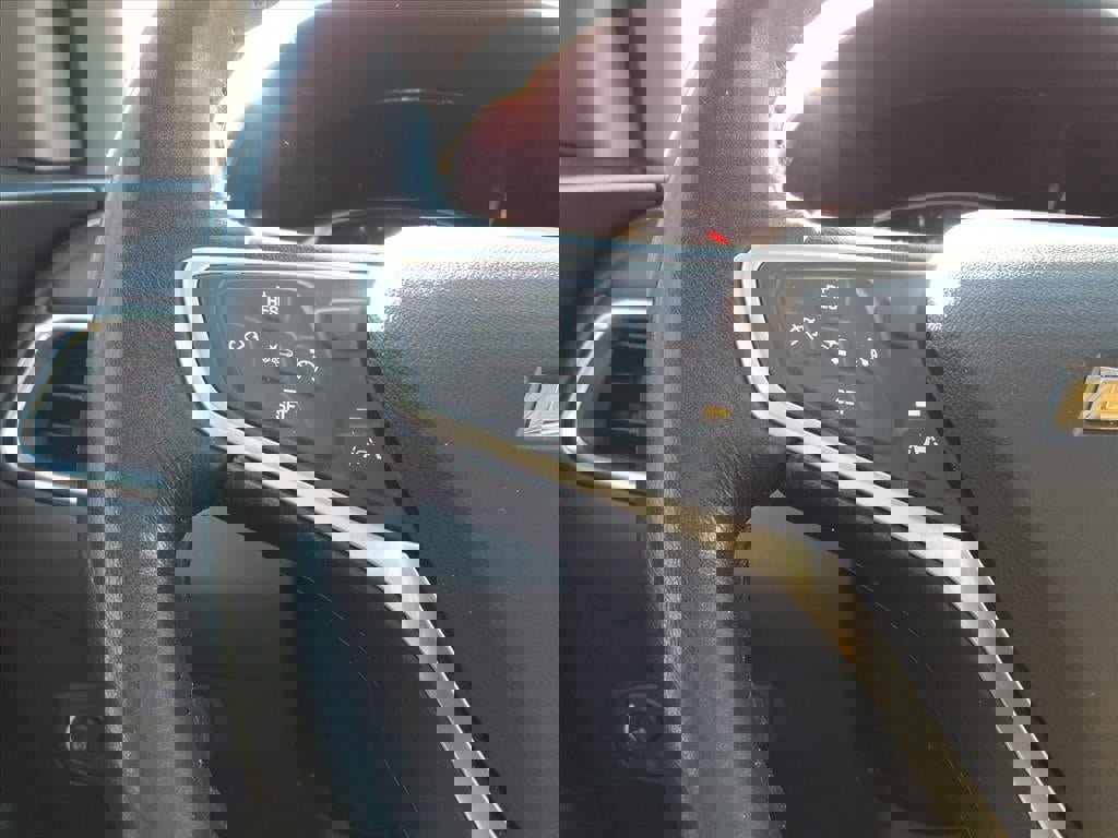 Used 2022 Chevrolet Equinox LT image 17