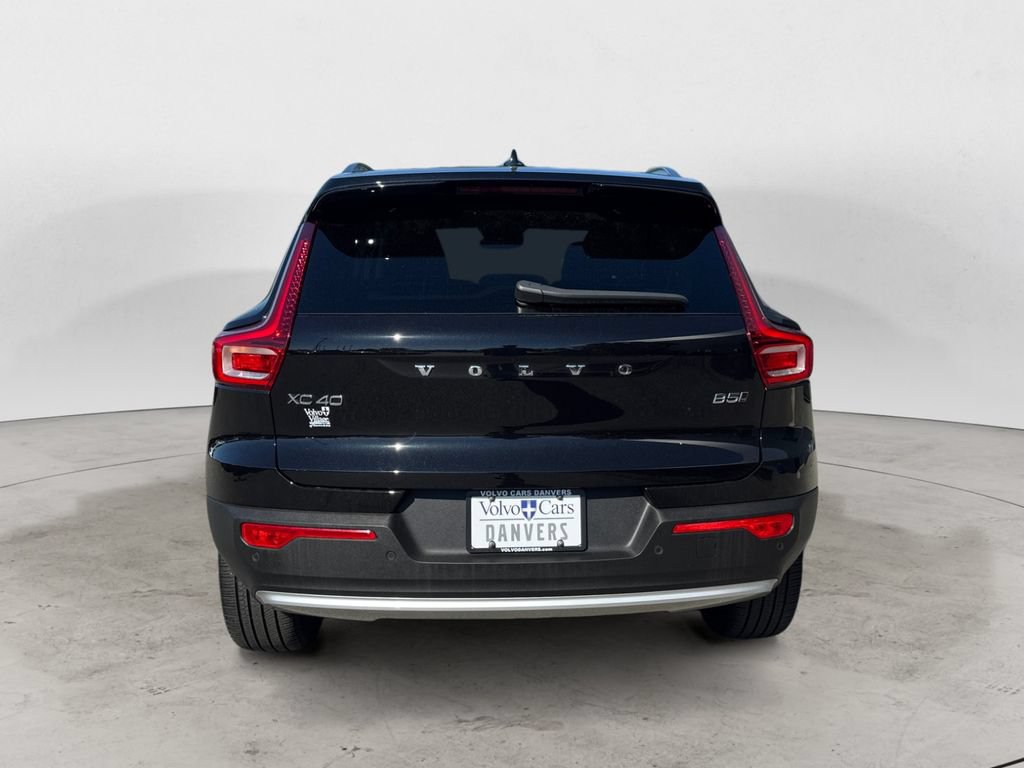 Certified 2023 Volvo XC40 B5 Plus w/ Protection Package Premier AWD/4WD image 5