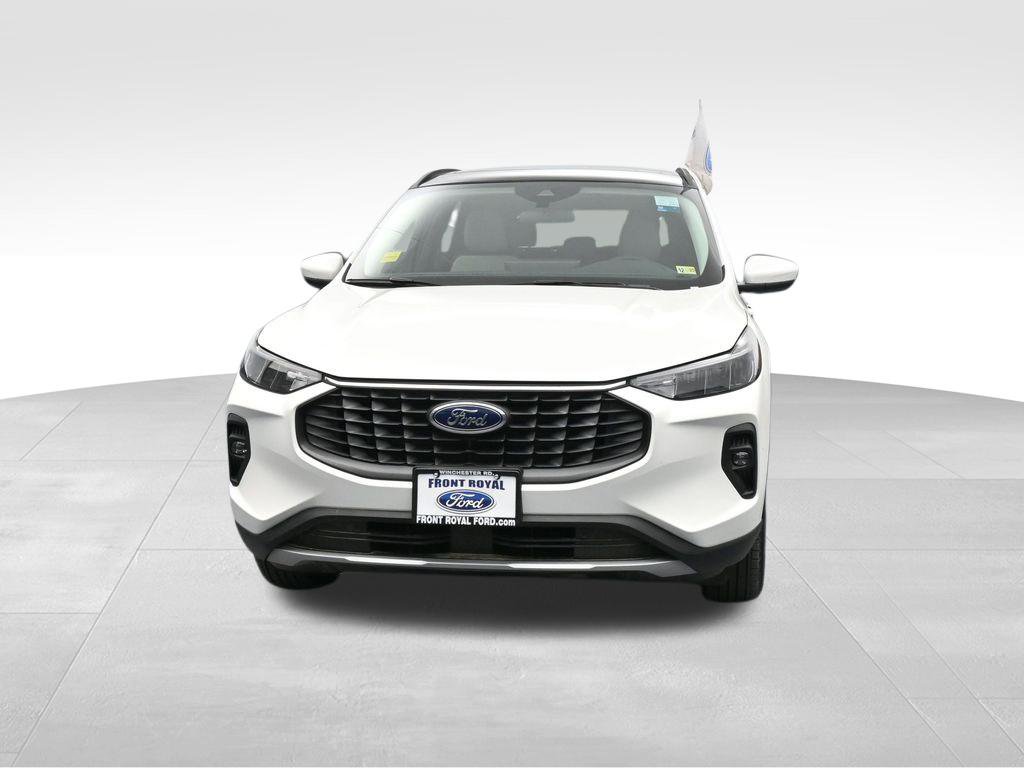 New 2025 Ford Escape SE image 3