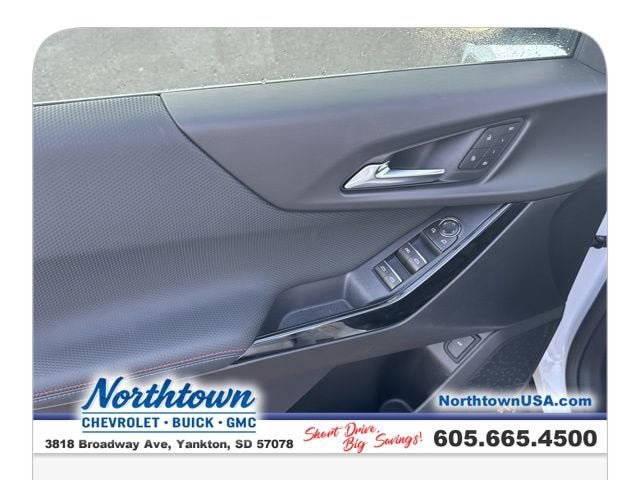 New 2026 Chevrolet Equinox RS w/ Convenience Package III AWD/4WD image 12