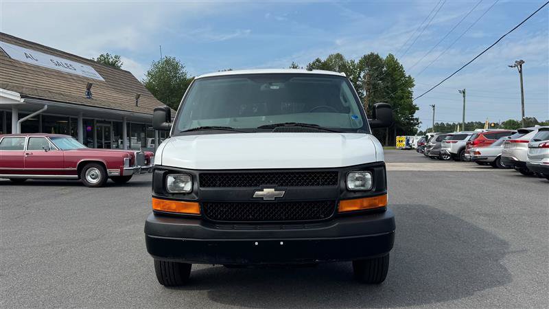 Used 2017 Chevrolet Express 2500 LS RWD image 3