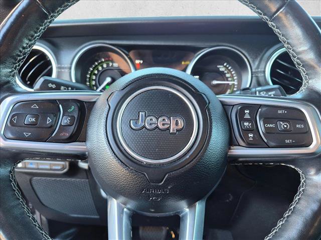 Used 2021 Jeep Wrangler Unlimited Sahara w/ Cold Weather Group AWD/4WD image 18