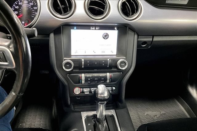 Used 2018 Ford Mustang Coupe w/ Equipment Group 101A RWD image 4