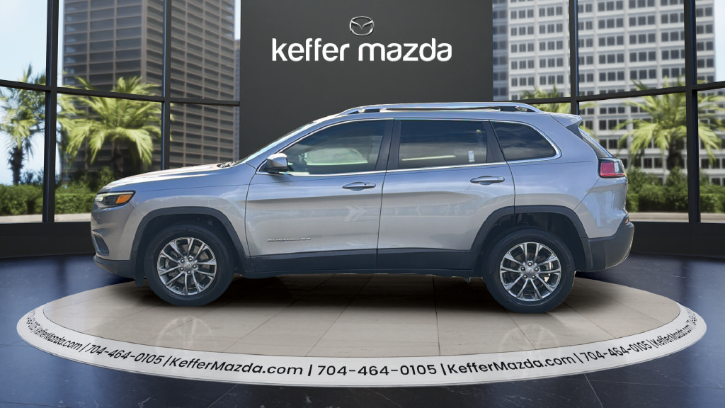 Used 2019 Jeep Cherokee Latitude Plus FWD image 4