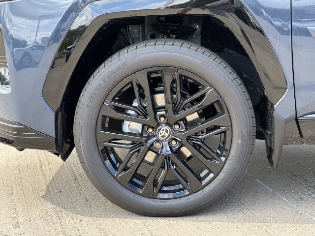 New 2026 Toyota RAV4 XSE w/ Weather Package AWD/4WD image 9