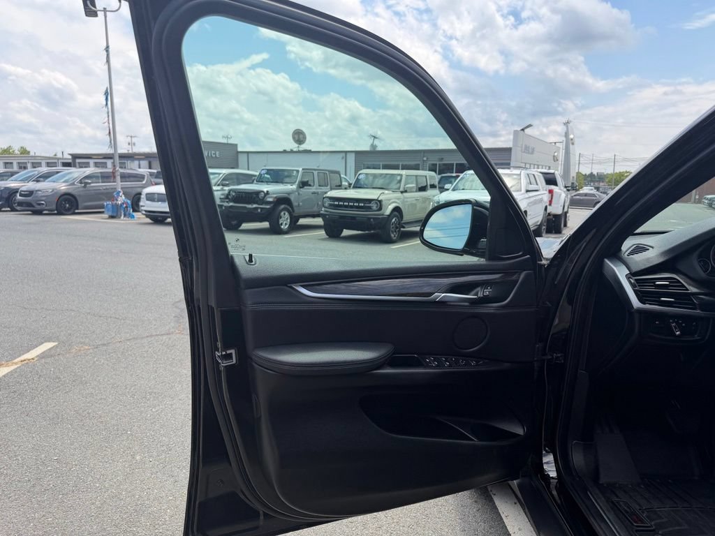 Used 2018 BMW X5 sDrive35i RWD image 15