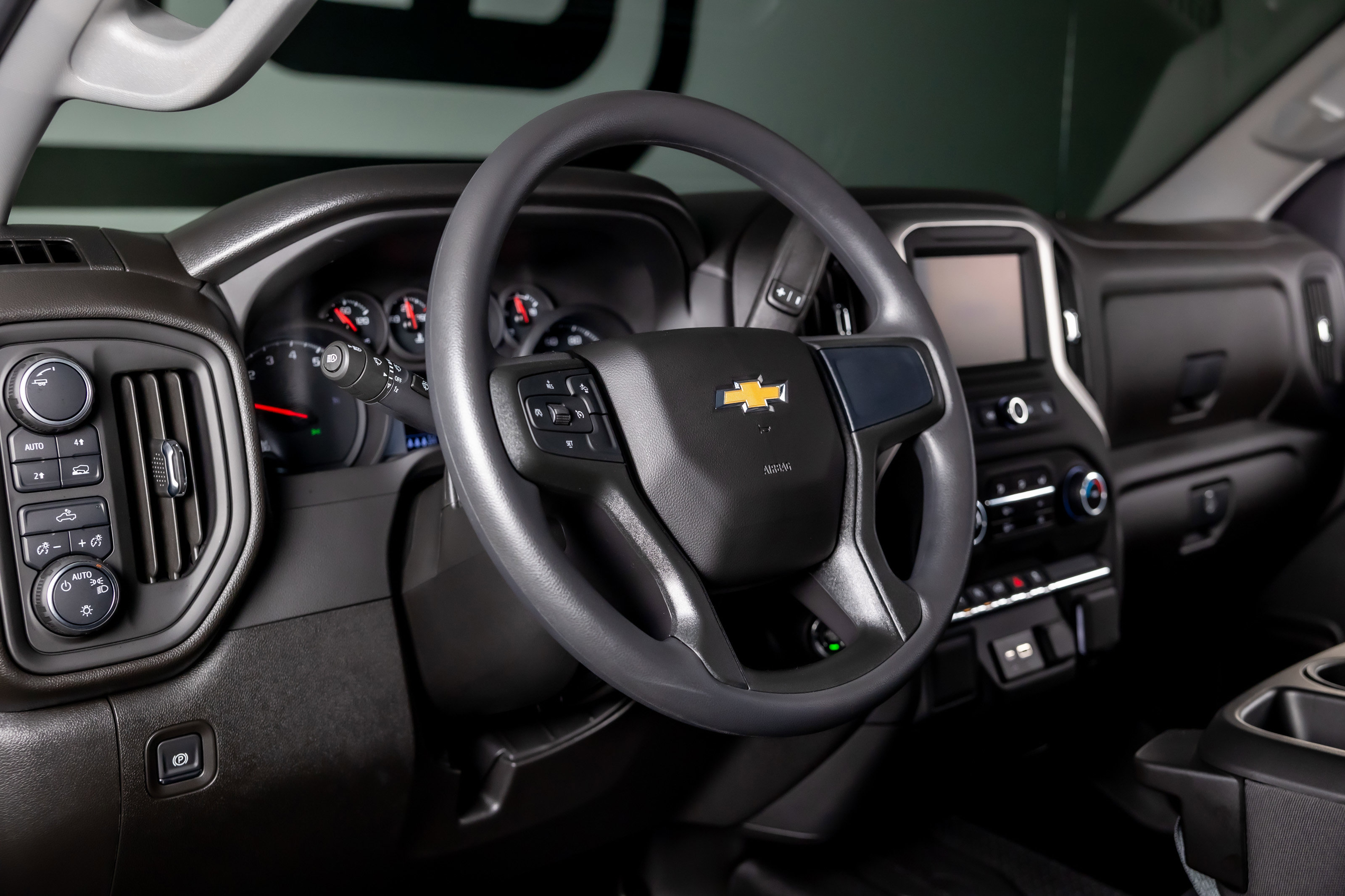 Used 2025 Chevrolet Silverado 1500 Custom image 19