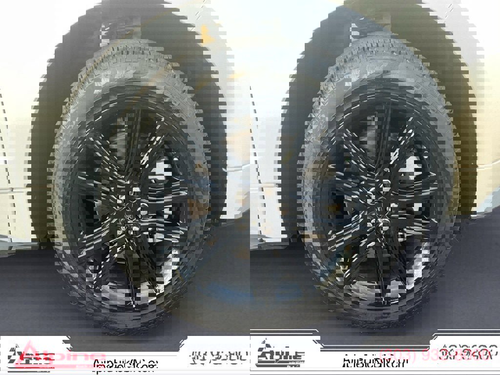 Used 2024 Ford Edge ST-Line image 14