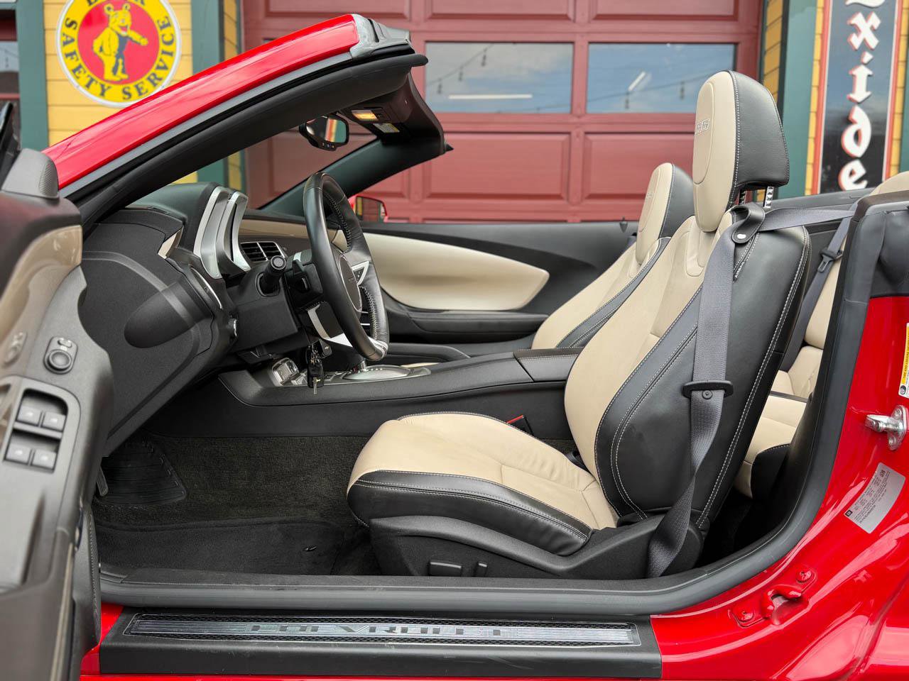 Used 2011 Chevrolet Camaro SS w/ RS Package RWD image 21