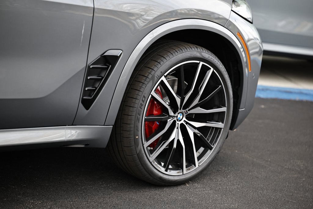 New 2026 BMW X5 xDrive40i w/ M Sport Package image 5