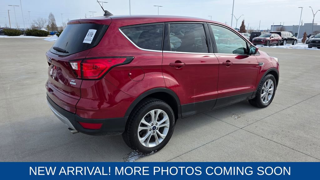 Used 2019 Ford Escape SE image 5