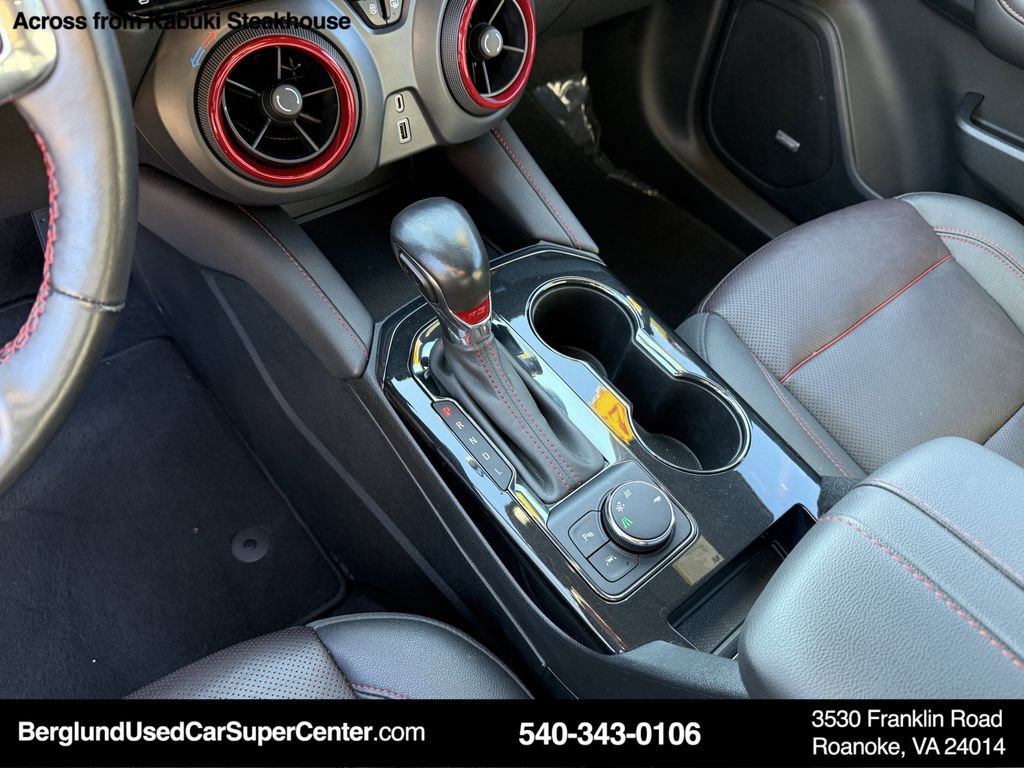 Used 2022 Chevrolet Blazer RS w/ Enhanced Convenience Package image 28