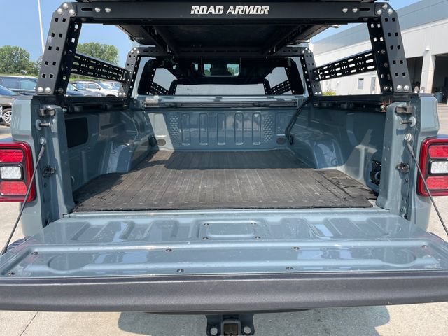 Used 2025 Jeep Gladiator Mojave AWD/4WD image 33