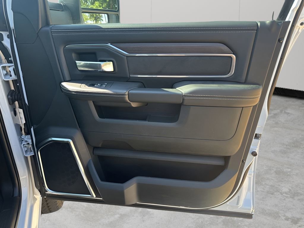 New 2026 RAM 2500 Laramie w/ Night Edition image 13