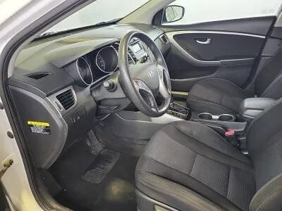 Used 2017 Hyundai Elantra GT image 19