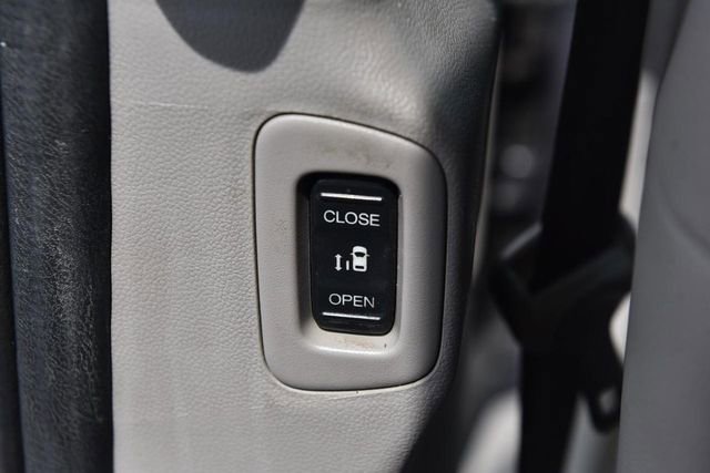Used 2014 Honda Odyssey EX-L image 25