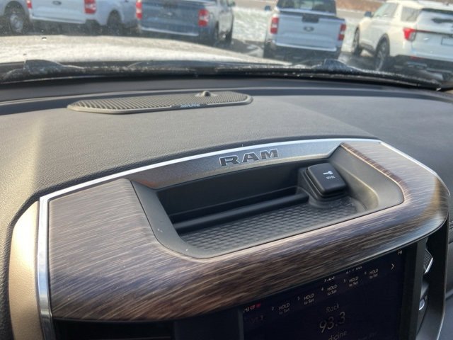 Used 2019 RAM 1500 Laramie image 25