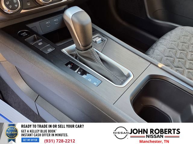 Certified 2025 Nissan Kicks SV image 27