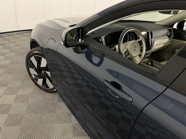 Used 2024 Volvo XC60 T8 Plus w/ Protection Package Premier AWD/4WD image 39