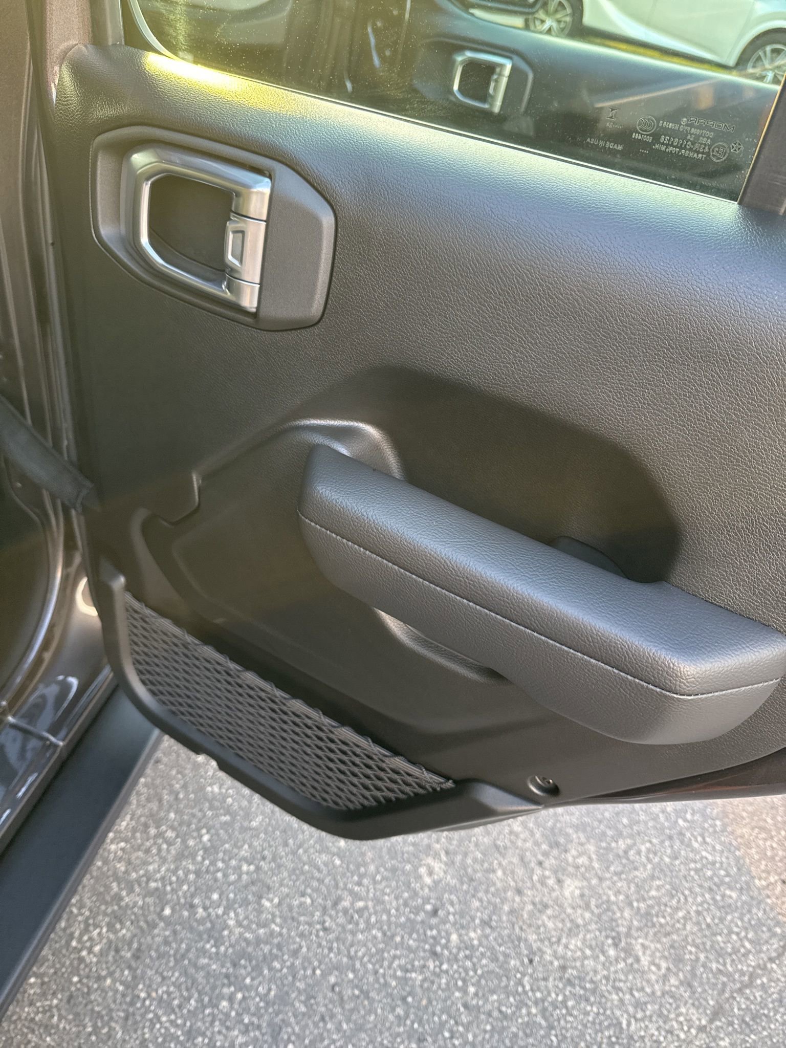 Used 2024 Jeep Wrangler Sport image 21