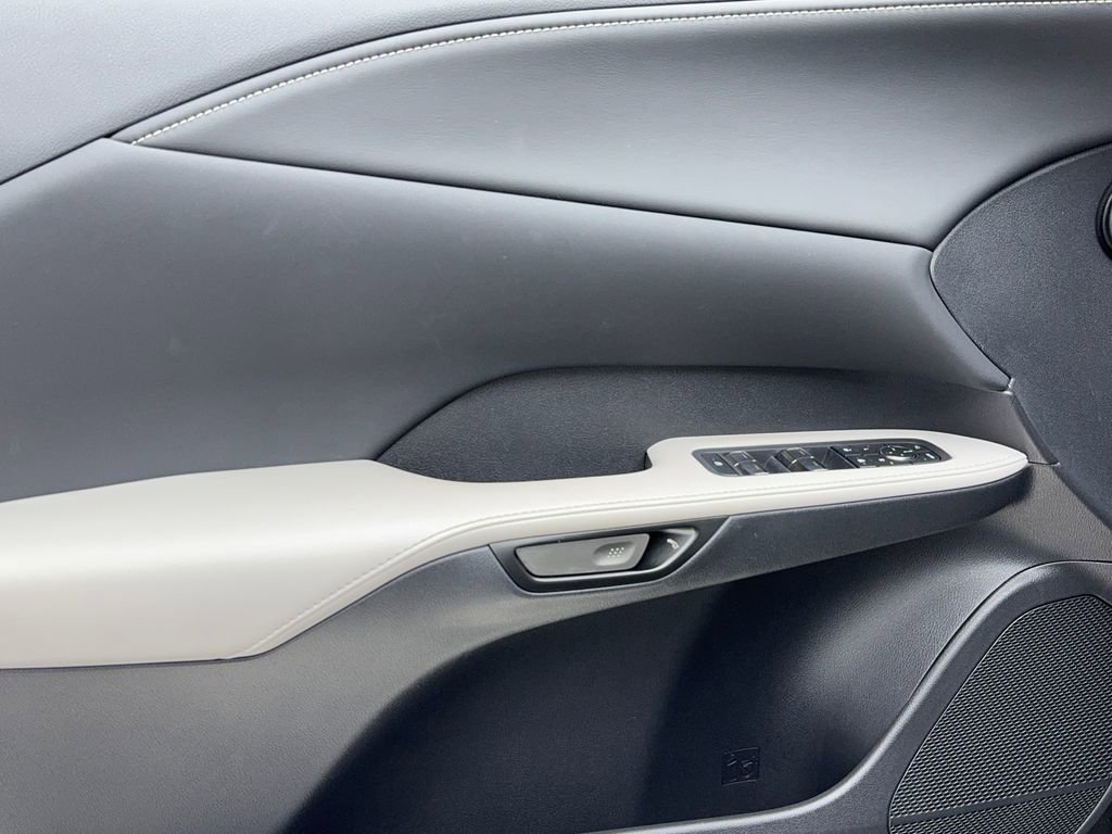 Used 2024 Lexus RX 350 Premium w/ Accessory Package (Z1) image 38