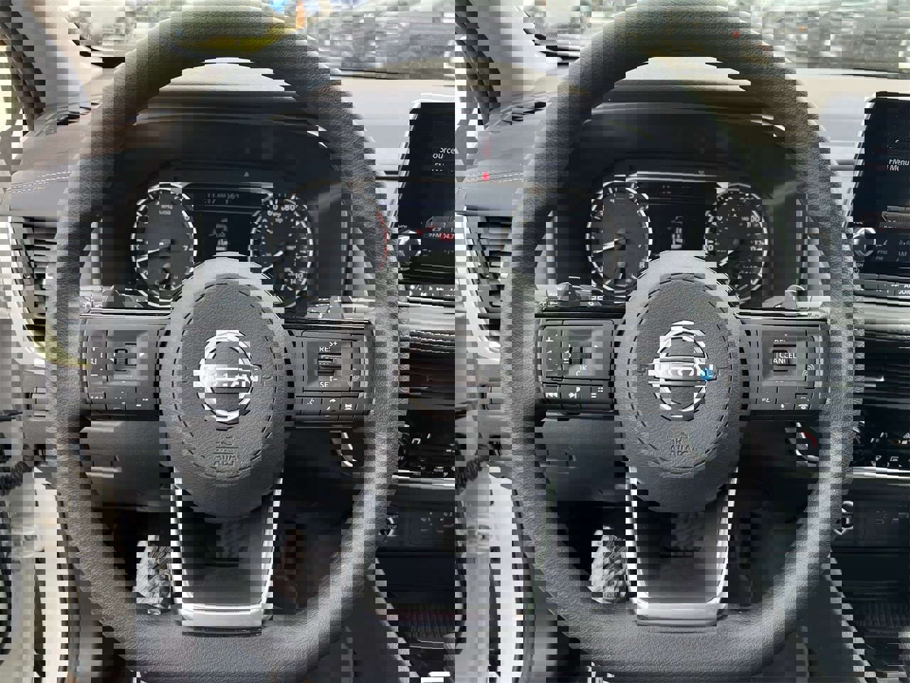 Certified 2023 Nissan Rogue SV image 10