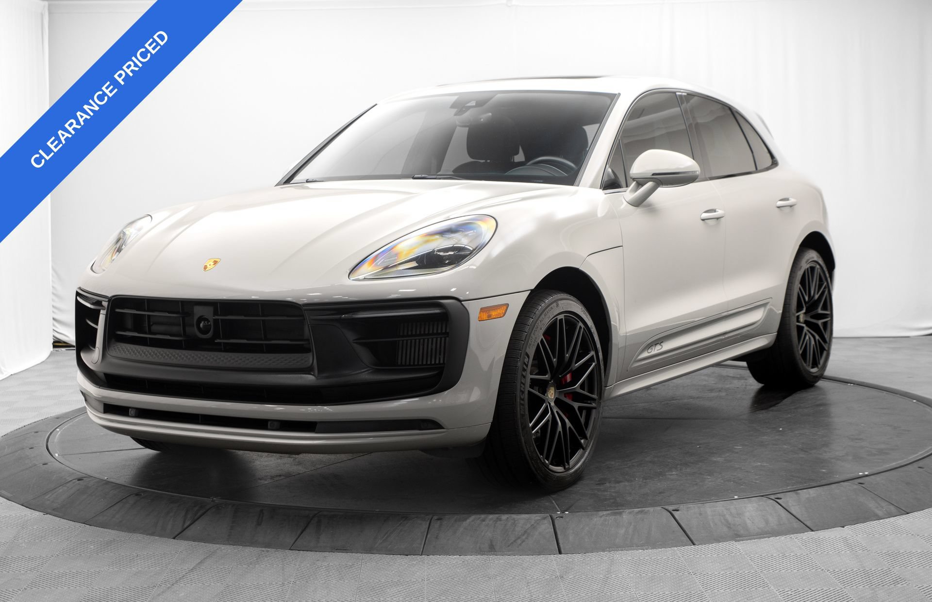 Used 2023 Porsche Macan GTS w/ Premium Package Plus AWD/4WD image 7