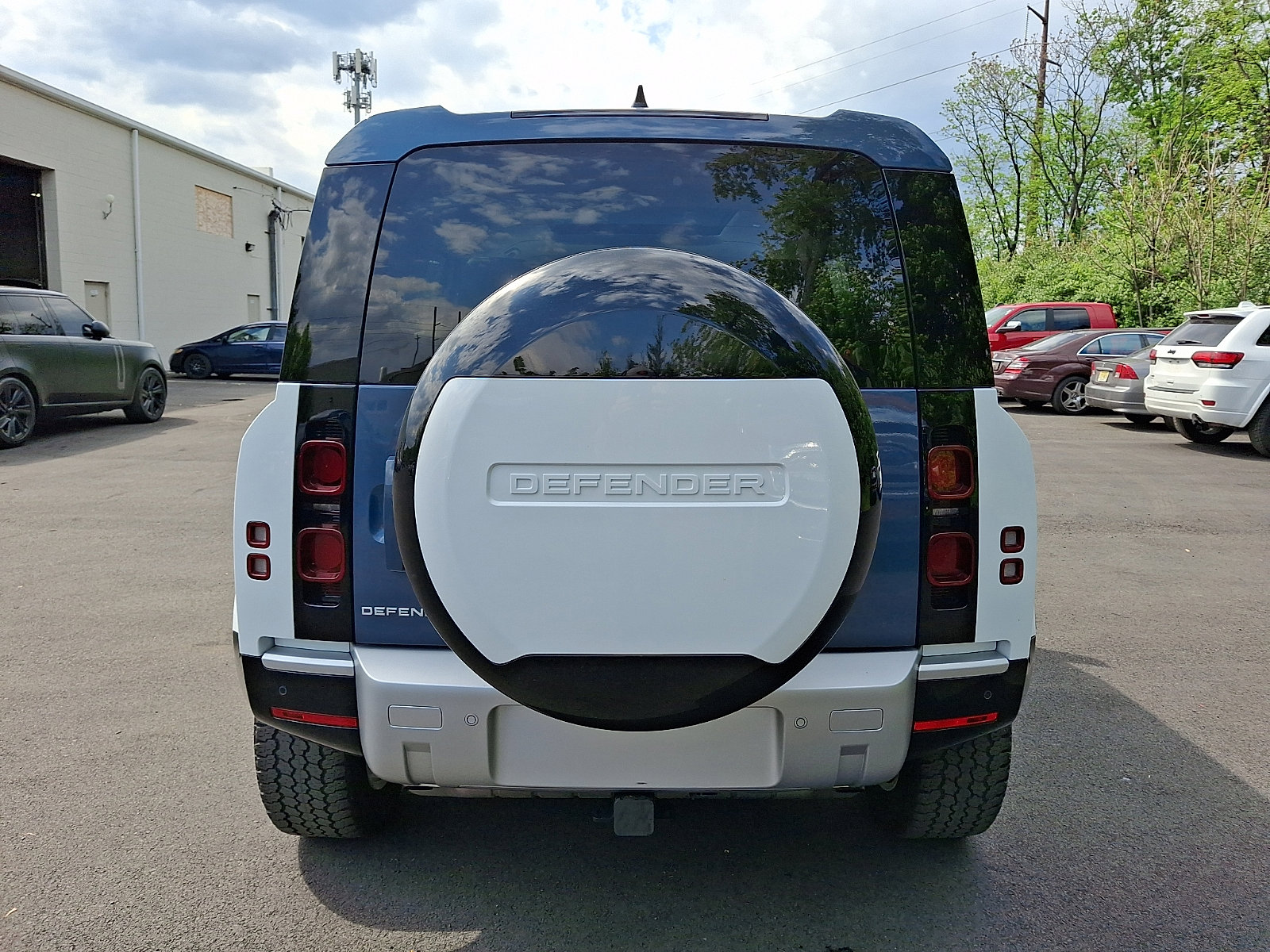 Used 2024 Land Rover Defender 110 S AWD/4WD image 5