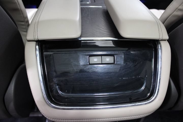 Used 2022 Lincoln Navigator L Reserve AWD/4WD image 26