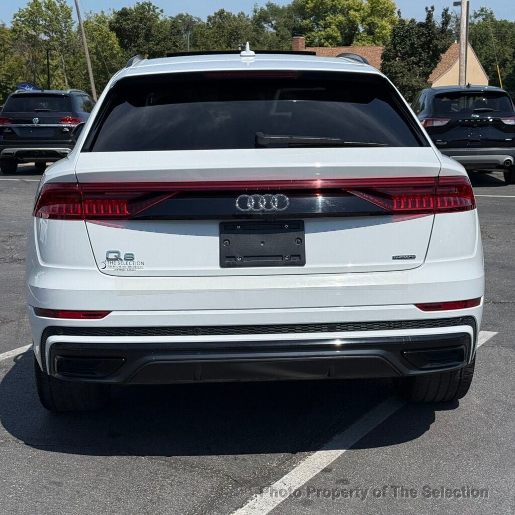 Used 2019 Audi Q8 Prestige AWD/4WD image 11