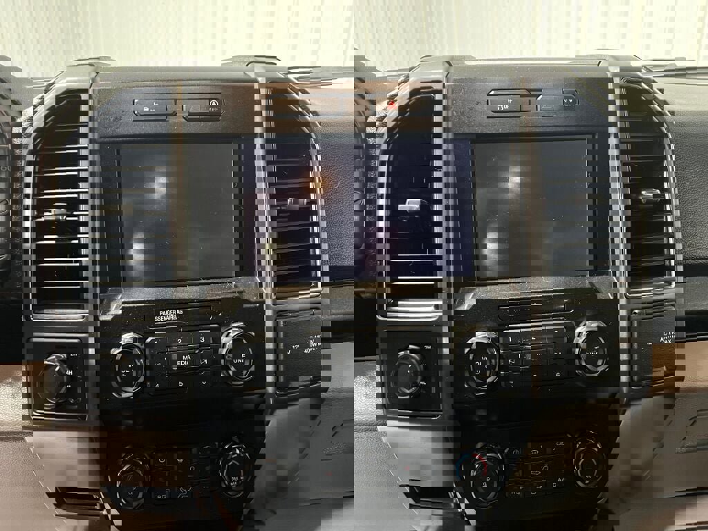 Used 2019 Ford F150 XLT w/ Equipment Group 302A Luxury image 7