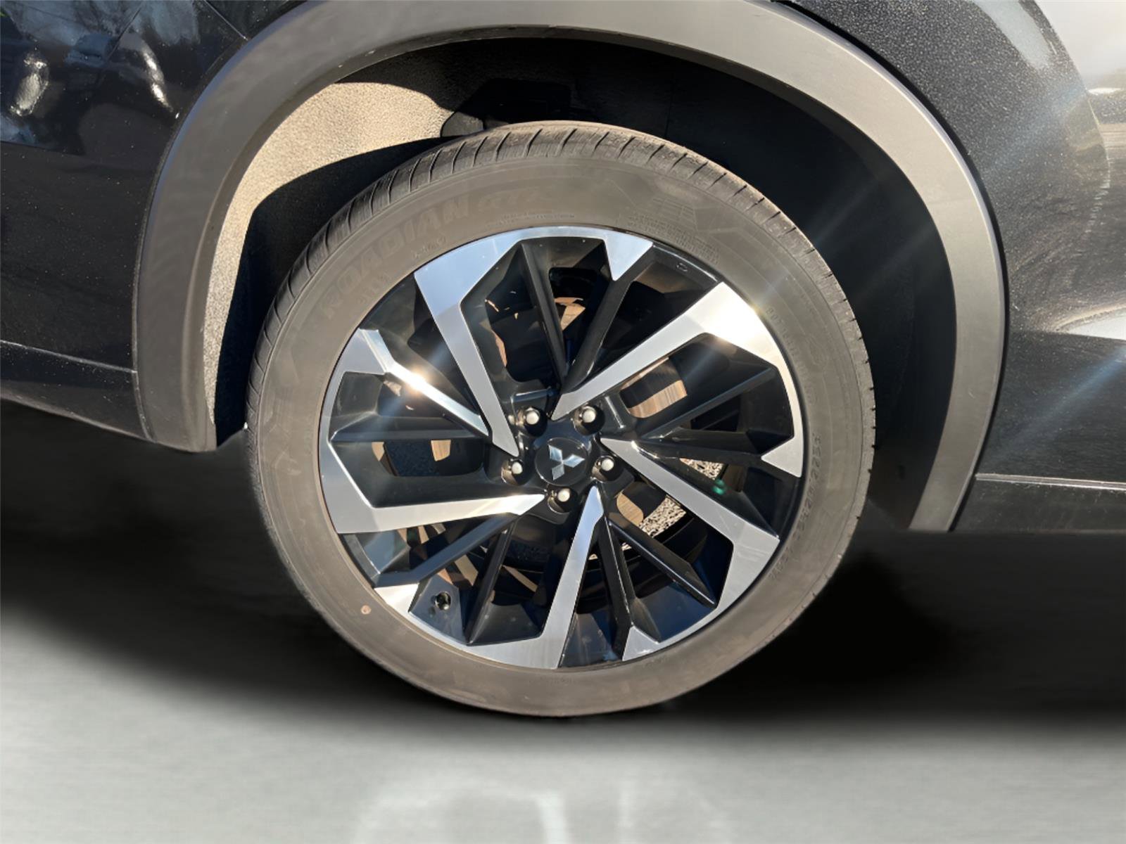 Used 2023 Mitsubishi Outlander SEL image 12