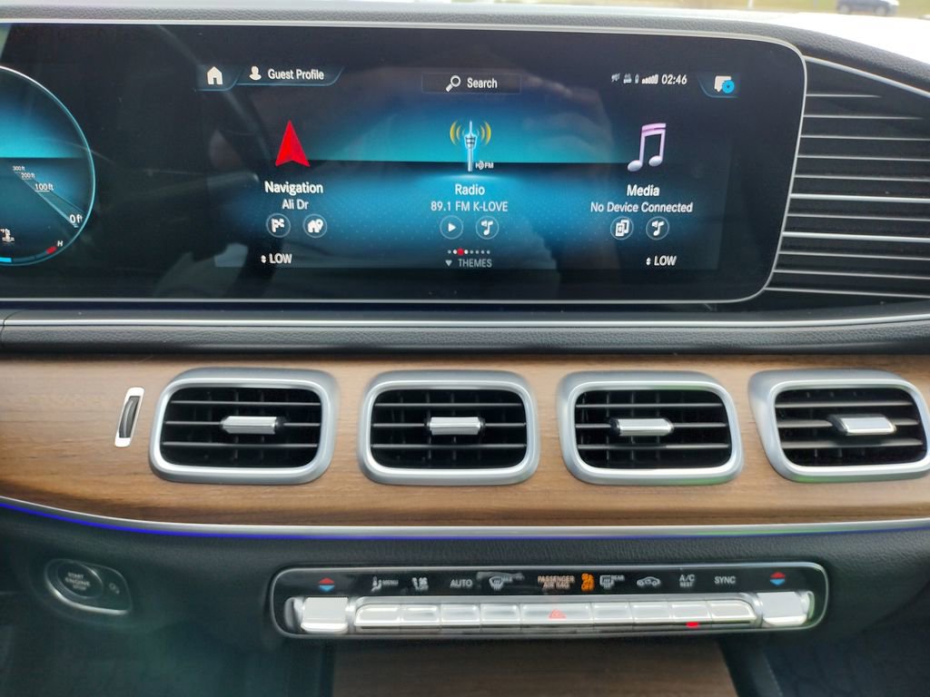 Used 2022 Mercedes-Benz GLE 350 4MATIC w/ Premium Package image 28