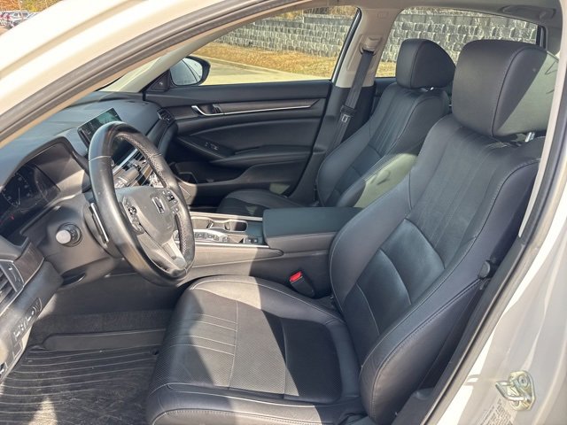 Used 2021 Honda Accord Touring image 11