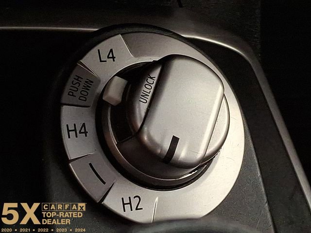 Used 2014 Toyota 4Runner SR5 AWD/4WD image 29