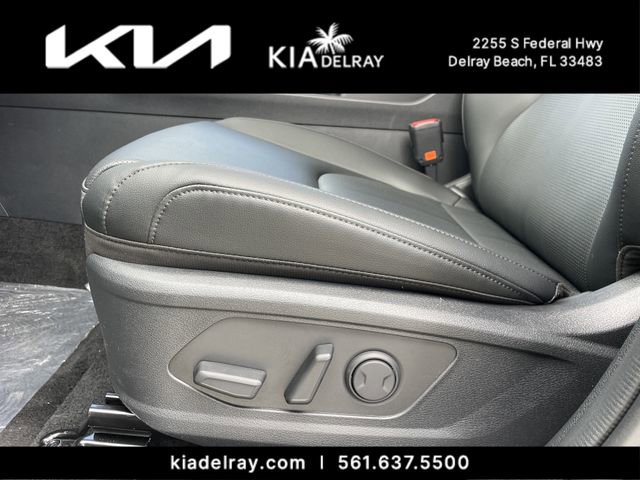 New 2026 Kia Sportage EX FWD image 17