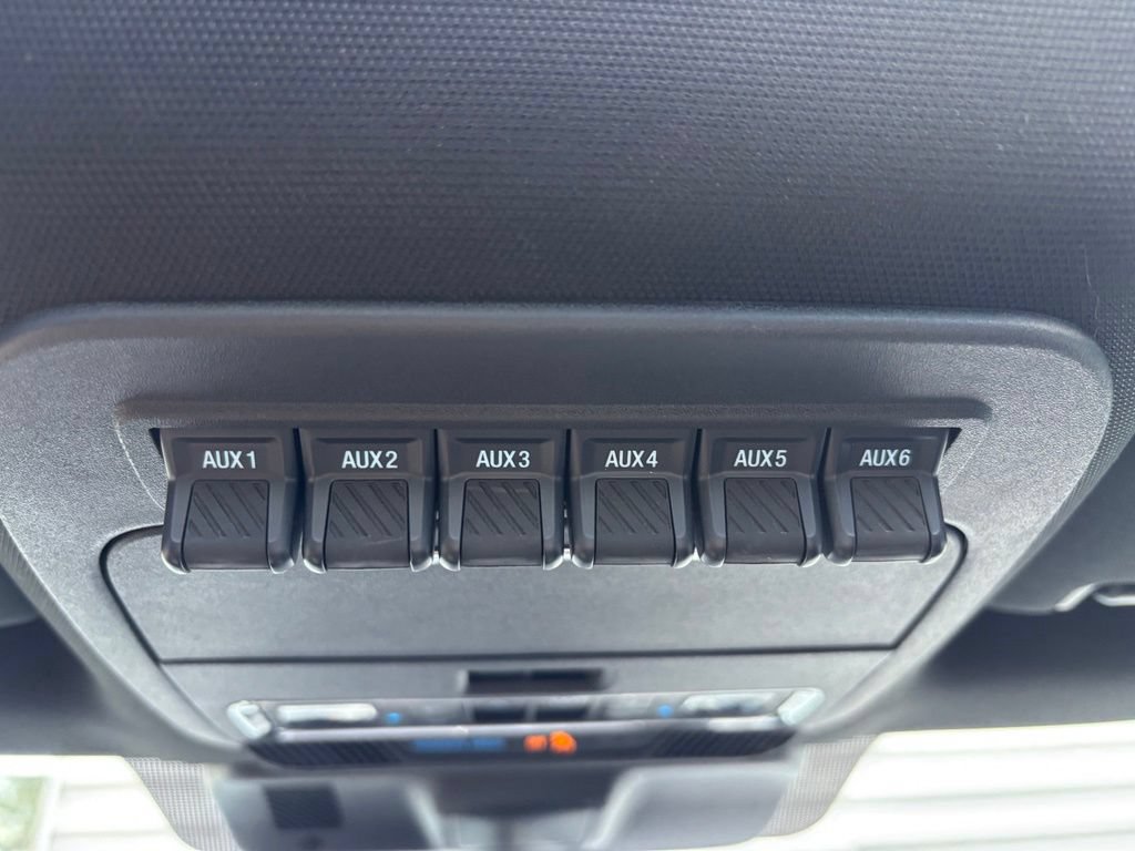 Used 2023 Ford F150 Raptor AWD/4WD image 34