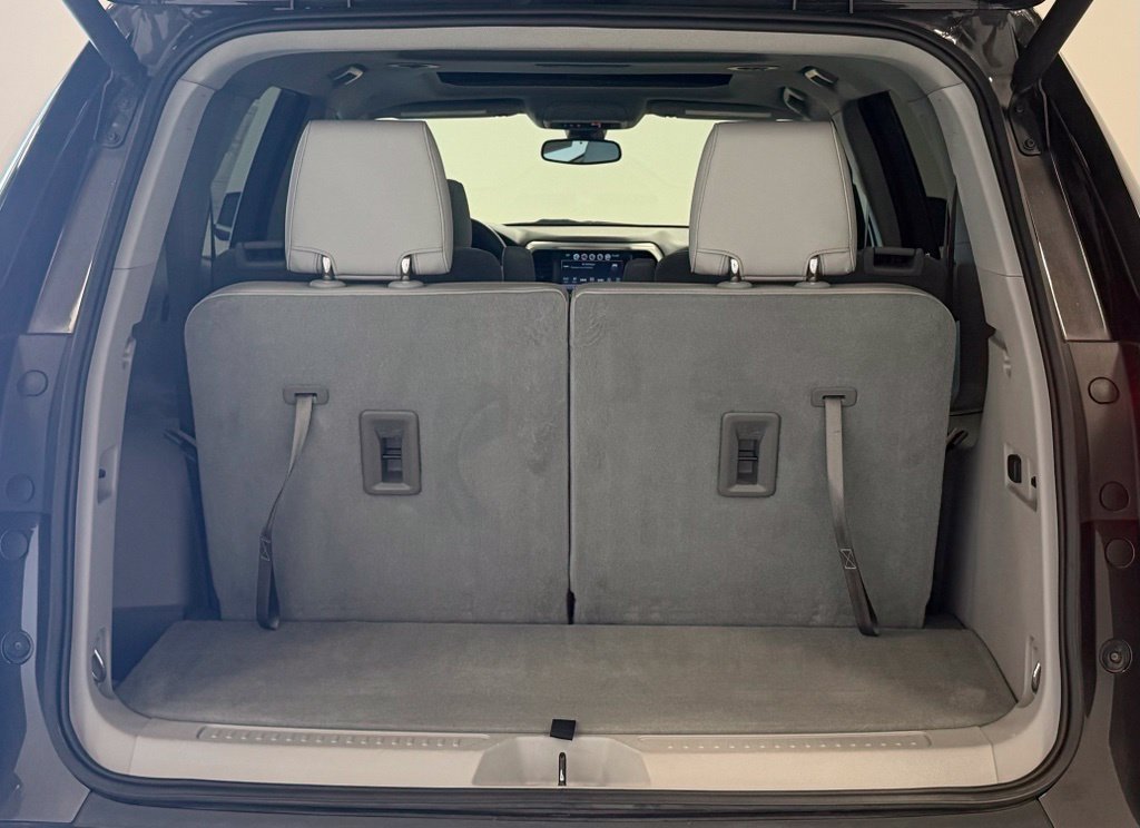 Used 2017 GMC Acadia SLT w/ LPO, Floor Liner Package FWD image 27