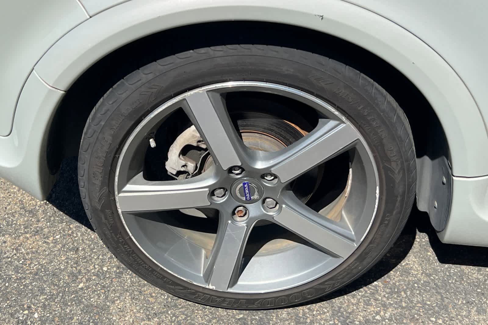 Used 2011 Volvo C30 image 17