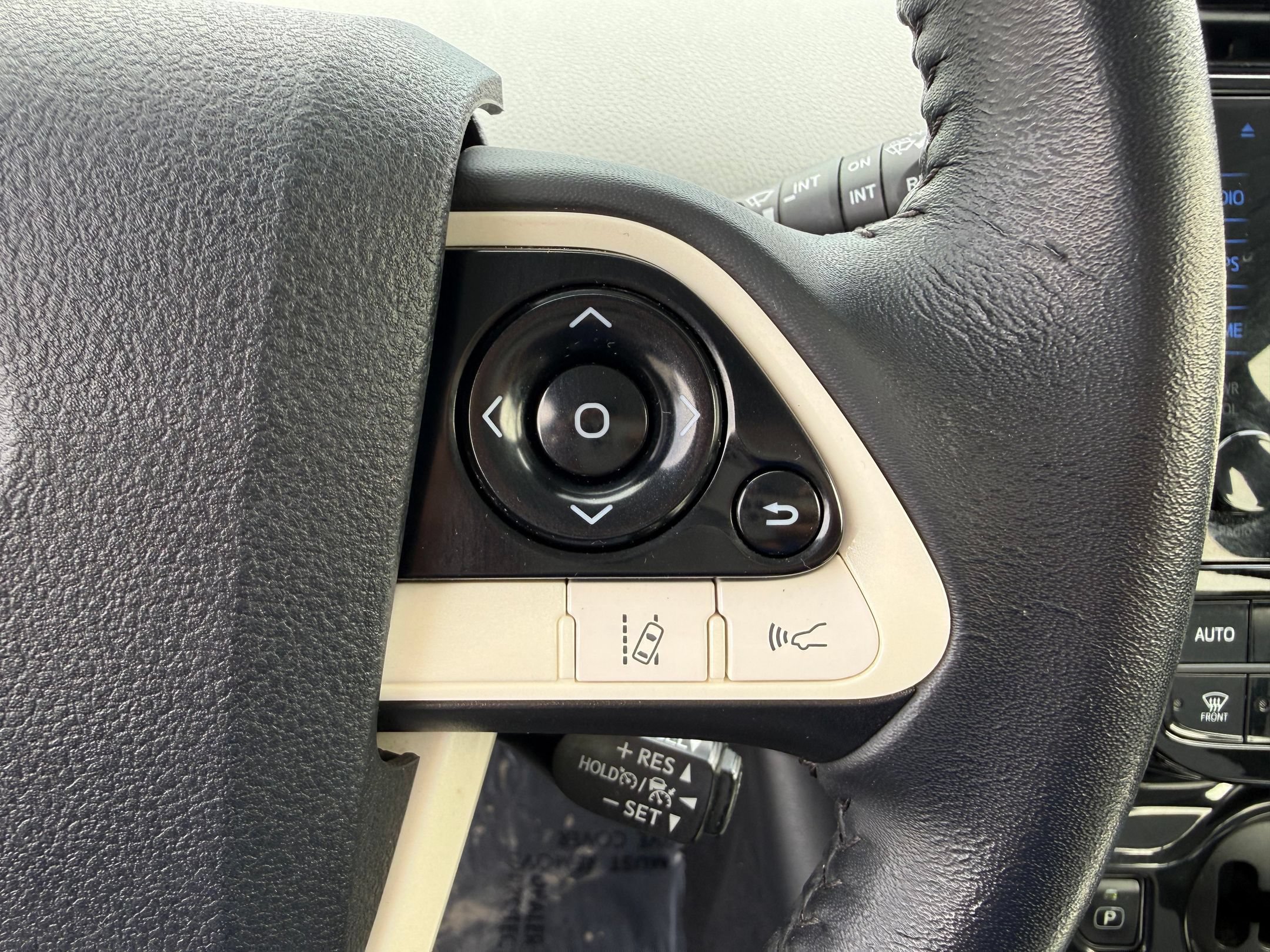 Used 2017 Toyota Prius Three FWD image 14