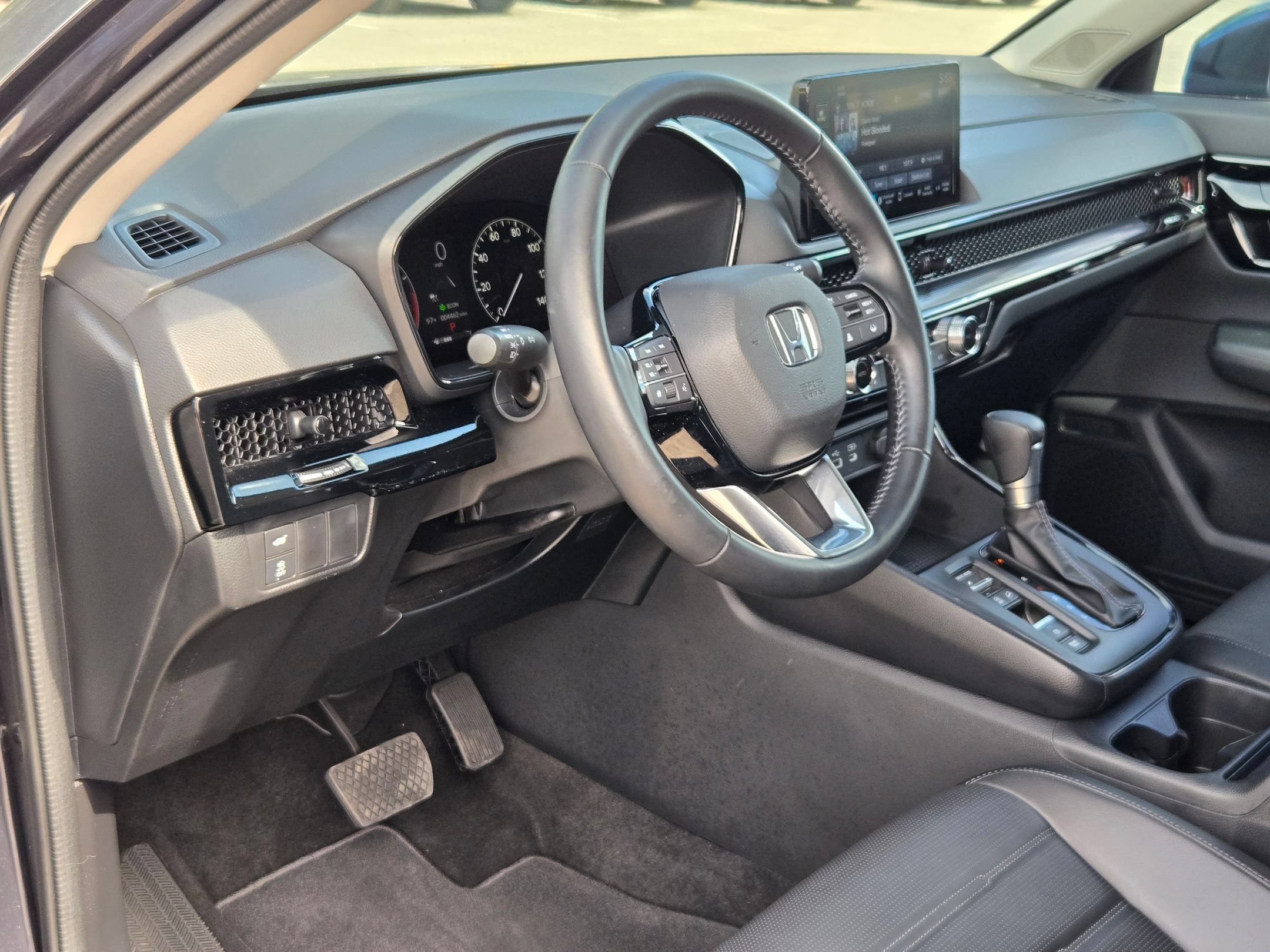 Used 2025 Honda CR-V EX-L image 12