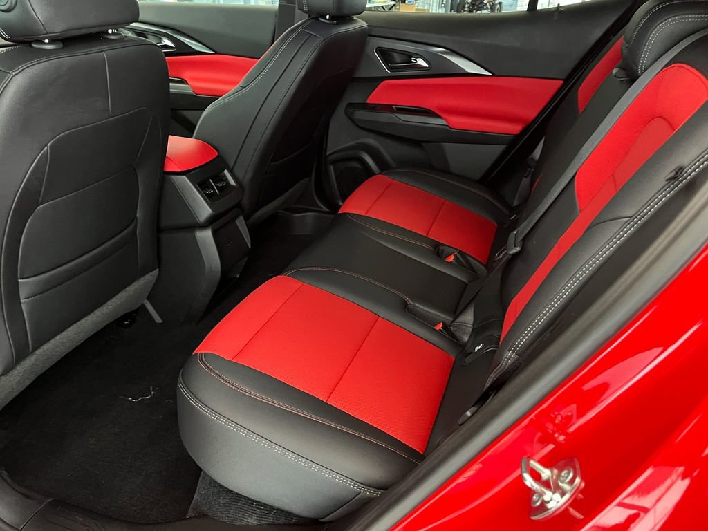 Certified 2024 Chevrolet Equinox EV RS image 31