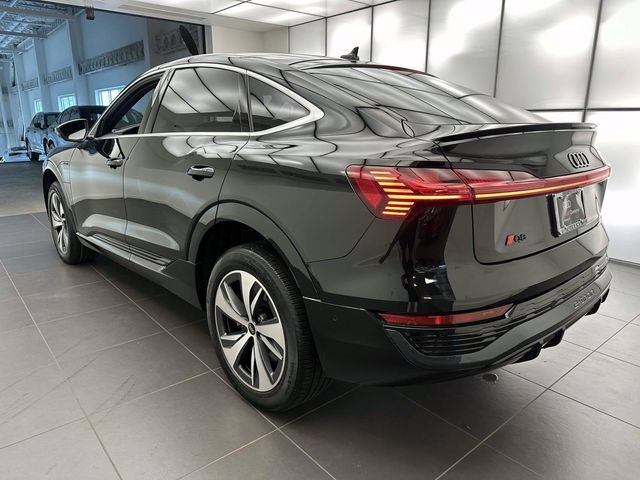 Certified 2024 Audi Q8 e-tron Premium Plus w/ Premium Plus Package AWD/4WD image 2